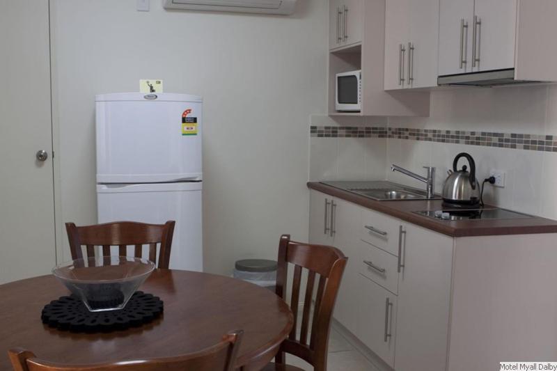 Motel Myall Dalby Esterno foto