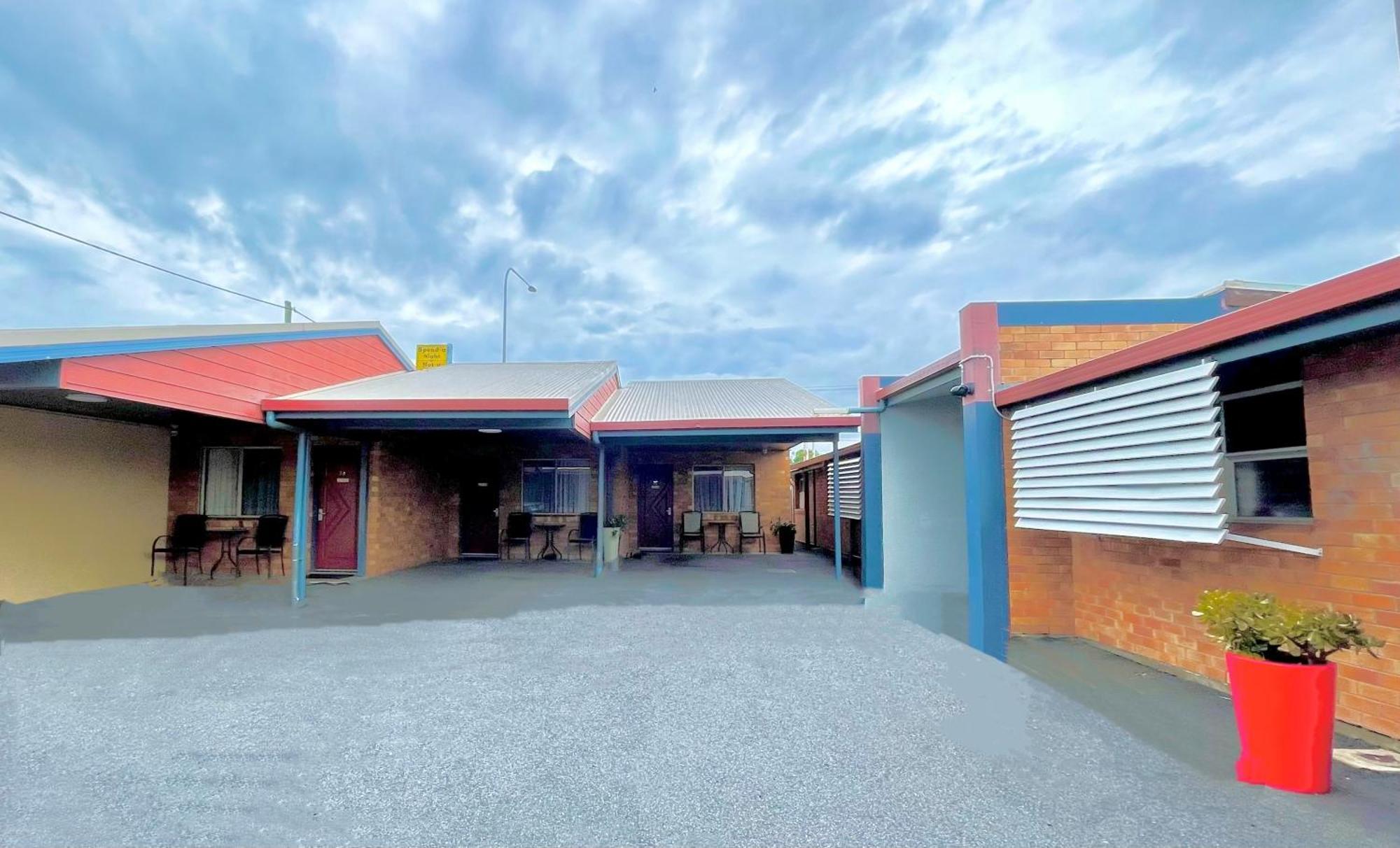 Motel Myall Dalby Esterno foto